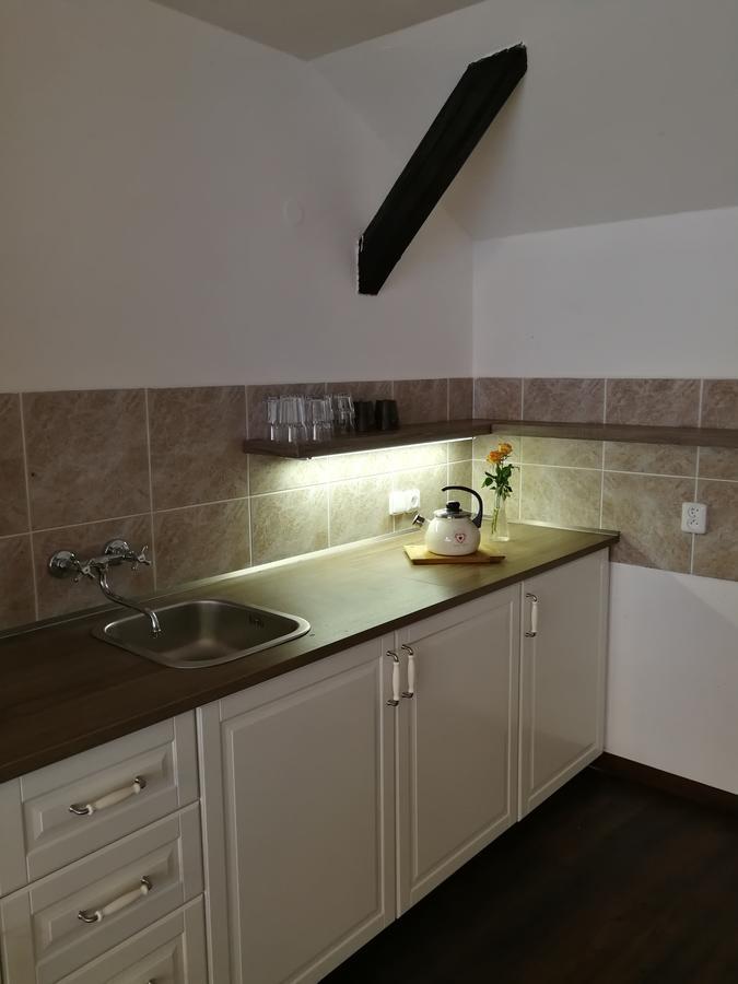 Hnizdo Snu Hotell Hradec Králové Exteriör bild